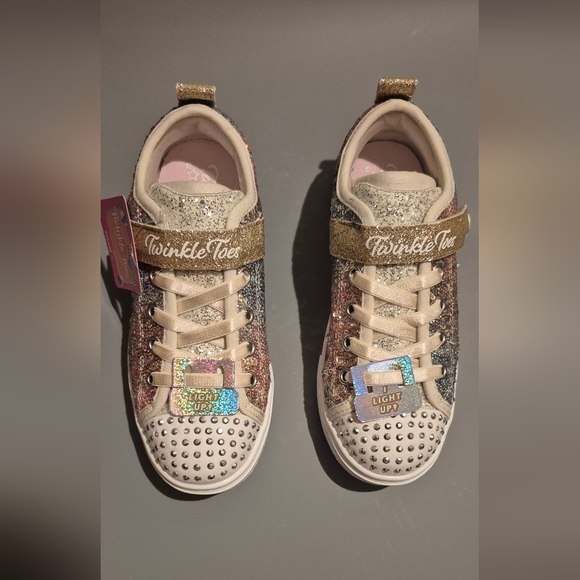 Twinkle Toes by Skechers - Girls Light Up Sneakers - Size 2- New - Picture 3 of 10